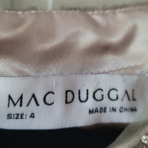 Beautiful MAC DUGGAL dress
